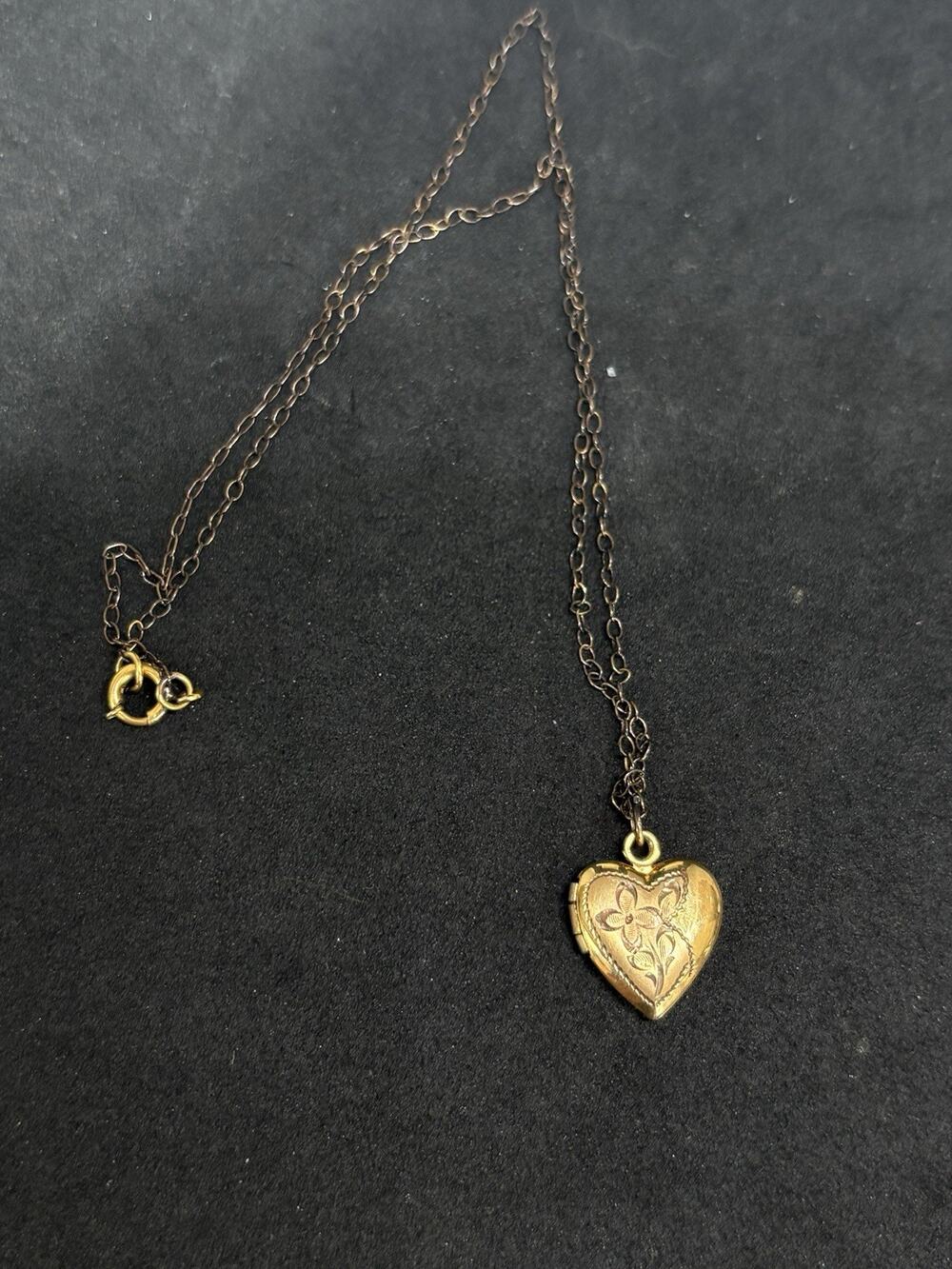 Vintage 1/20 12k Gold Filled Heart Locket Necklace Engraved Flower Pendant 14”